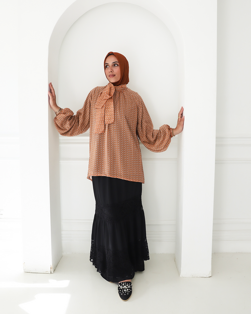 Bolka bow chiffon top