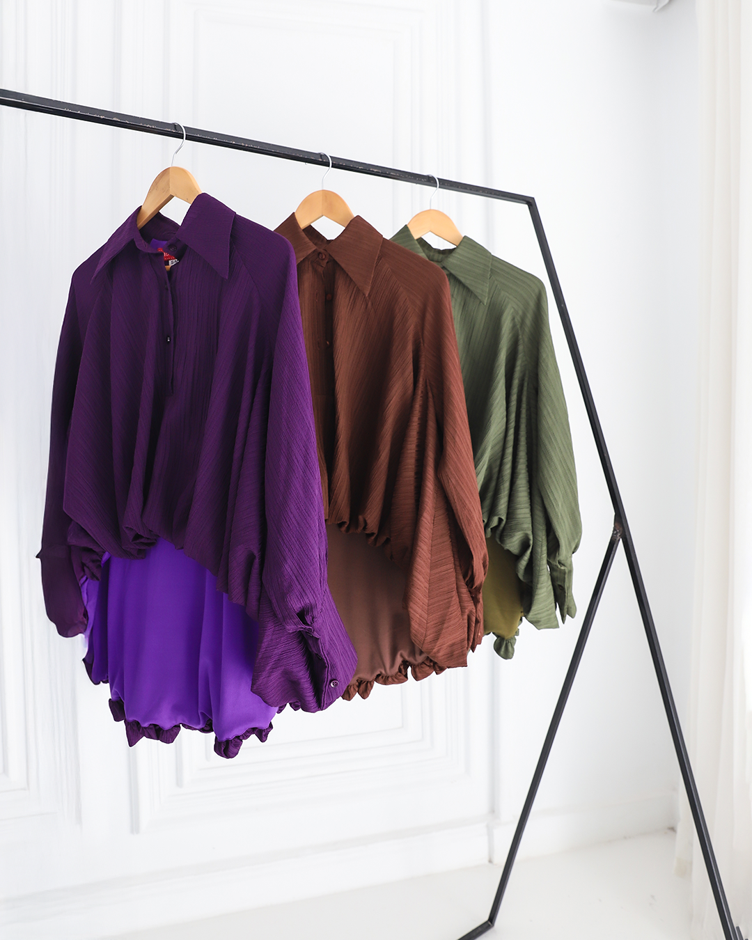 Luna Balloon Blouse in Brown